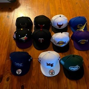 Hats fitted and snap backs 55 dollars for 11 hats